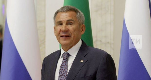 Rustam Minnikhanov awarded the prize of the fund of St. Andrew the First-Called