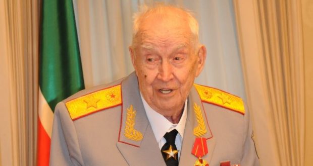 Ушел из жизни генерал армии Махмут Гареев
