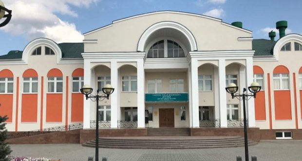 Әтнә театры 100 елдан соң дөнья классикасы чыгара башлады