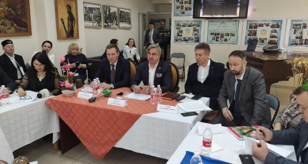 Председатель Нацсовета встретился с активом татарских организаций Южного и Северо-Кавказского федерального округов