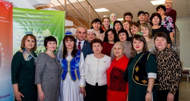 Ульяновскида ана теле hәм әдәбияты укытучыларының төбәкара форумы узды