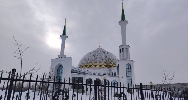 Василь Шайхразиев ознакомился с мечетью “Мунира” в Кемерово