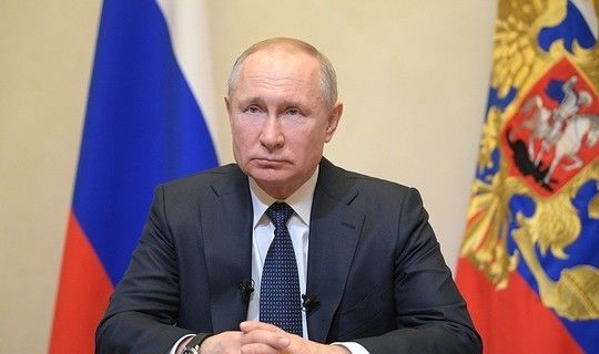 Владимир Путин Татарстан халкын ТАССР төзелүгә 100 ел тулу белән котлады