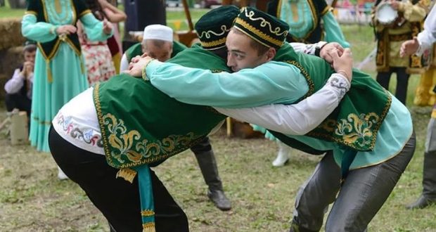 «Татарстан-Яңа гасыр» телерадиокомпаниясе онлайн-Сабантуйда тәкә уйната