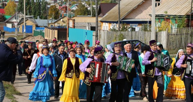 В Башкортостане прошел народный праздник ” Уйна, гармун”
