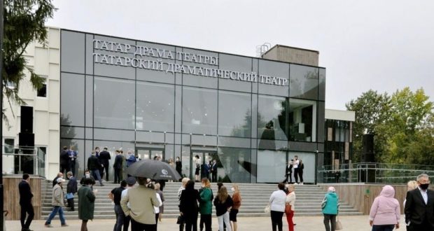 Татарстанцев приглашают на экскурсию по новому зданию Набережночелнинского татарского театра имени Аяза Гилязова