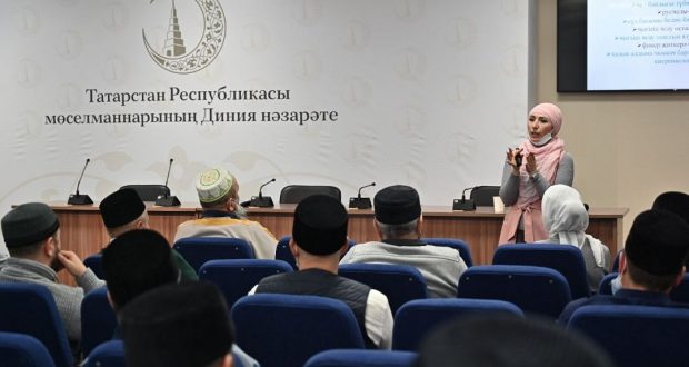 Имамы-мухтасибы РТ укрепили знания по старотатарскому и современному татарскому литературному языку