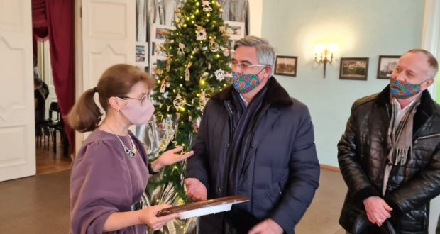 Председатель Нацсовета посетил Дом Агафуровых в Екатеринбурге