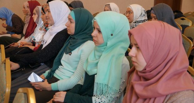 Открыт прием заявок на XI Форум мусульманской молодежи для девушек