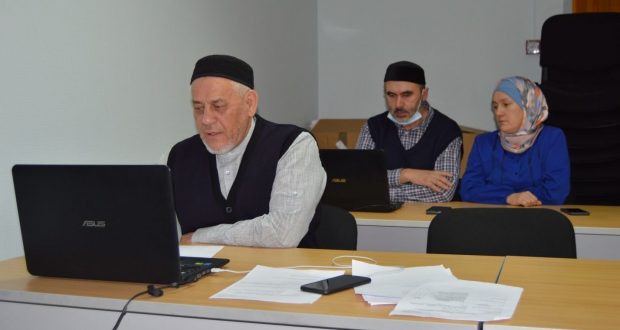 Имамы, председатели мусульманских религиозных организаций, активисты молодёжных объединений Тюменской области прошли курсы