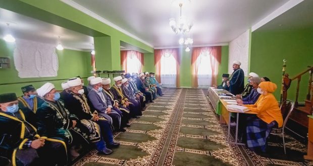 В Рыбно-Слободском мухтасибате прошло собрание имамов, посвященное итогам уходящего года.