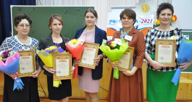 В Черемшане выбрали лучшего учителя татарского языка