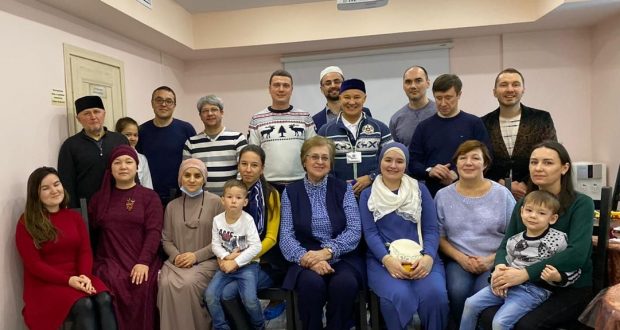 Представители Автономии татар Москвы посетили мусульманскую общину города Химки