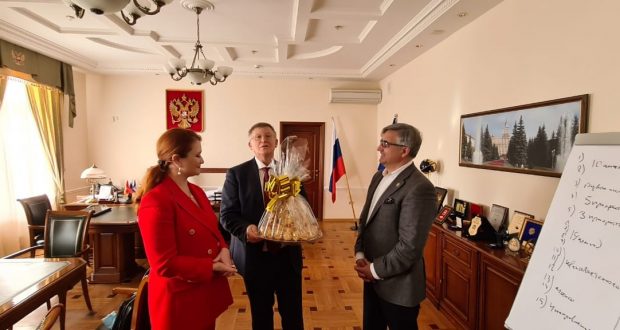 Vasil Shaikhraziev met with the rector of the university Alexander Shestakov