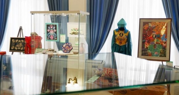 В краеведческом музее Астрахани открылась татарская выставка из Елабуги