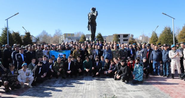 В Чирчике состоялось торжественное мероприятие, посвященное 32-ой годовщине вывода войск из Афганистана
