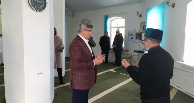 Председатель Национального Совета посетил мечеть села Солянка