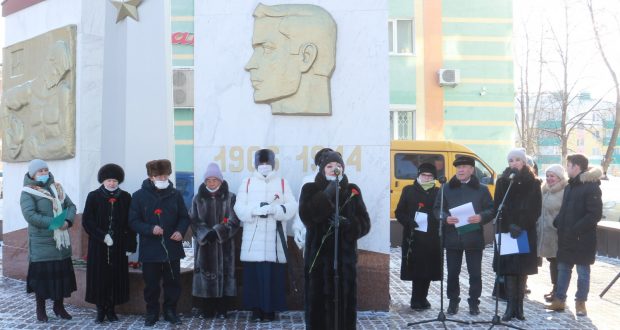 В Альметьевске отметили 115-ю годовщину со дня рождения героя-поэта Мусы Джалиля