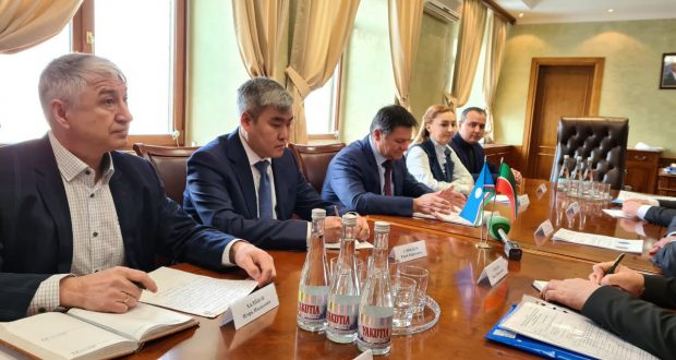 Vasil Shaikhraziev meets with  Chairman of the Government of the Republic of Sakha (Yakutia)