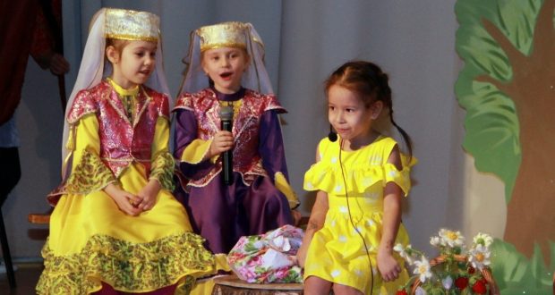Republican festival-competition of amateur theaters “Blue Shawl” was held in Udmurtia