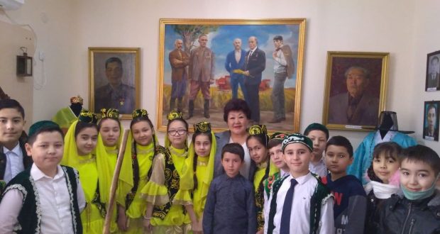 Татарский центр Хорезма принял участие в празднике Масленица