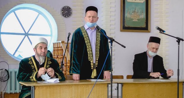 В Кукморском мухтасибате были проведены конкурс чтецов Корана и конкурс по навыкам чтения намаза