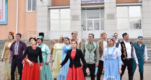 Уфимский татарский театр «Нур» поставит спектакли «Галиябану» и «Деревенские стиляги»