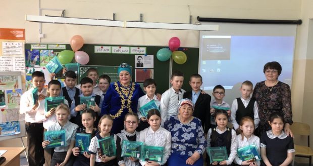 В Тобольске провели мероприятие для детей, посвященное 135-летию со дня рождения поэта Габдуллы Тукая
