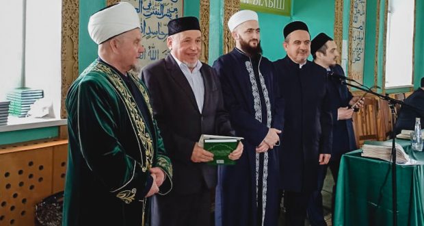 Муфтий вручил дипломы учащимся Балтасинского отделения медресе имени 1000-летия принятия ислама