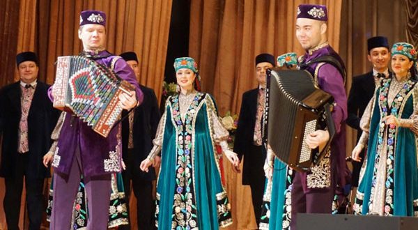 The State Song and Dance Ensemble of Tatarstan toured the cities of the Perm Territory and the Sverdlovsk Region