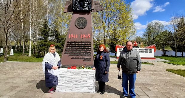 Татары Беларуси возложили цветы воинским захоронениям