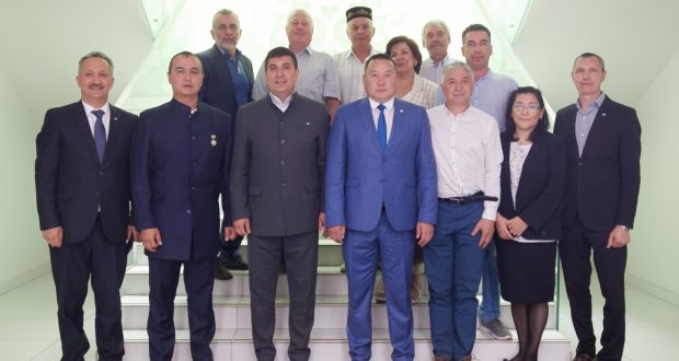 ФОТОРЕПОРТАЖ: Встреча с делегацией из Республики Саха (Якутия) во Всемирном конгрессе татар