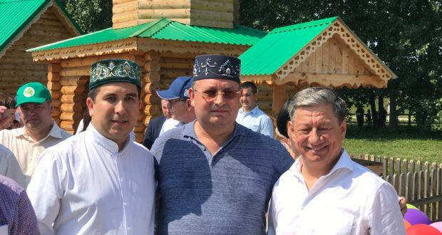 Данис Шакиров принял участие в празднике Сабантуй в Камышлинском районе Самарской области
