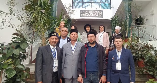 Делегаты Международного Шахтерского Сабантуя посетили Соборную мечеть г. Кемерово “Мунира”