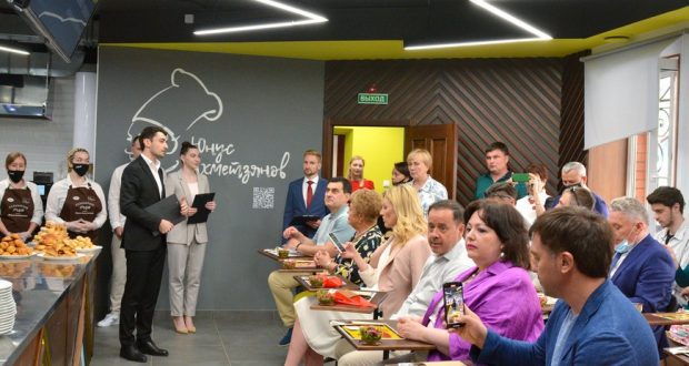 Студия национальной кулинарии имени Юнуса Ахметзянова открылась в Казани