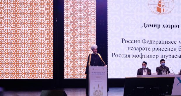 Damir Mukhutdinov: “Our goal is to celebrate with dignity the 1100th anniversary of the adoption of Islam by the Volga Bulgaria”  Damir Mukhetdinov, First Deputy Chairman of the Spiritual Directorate of Muslims of the Russian Federation, member of the Presidium of the Council of Muftis of Russia, spoke at the XI All-Russian Forum of Tatar Religious Figures “National Life and Religion”. Damir Mukhetdinov  welcomed  the participants of the plenary session on behalf of the Chairman of the Religious Board  of Muslims of the Russian Federation, Chairman of the Council of Muftis of Russia, Mufti Sheikh Ravil Gainutdin. He expressed his condolences in connection with the tragedy that occurred on May 11 in Kazan.  Damir Mukhutdinov spoke about preparations for holding events within the framework of the 1100th anniversary of the adoption of Islam by the Volga Bulgaria.  “Our goal is to celebrate with dignity the 1100th anniversary of the adoption of Islam by the Volga Bulgaria. The celebration of this date should give a new impetus to spiritual life. This should be a holiday not only for Tatarstan, but for the whole of Russia, ”he stressed.  Leysan KhaerovDamir Mukhutdinov: “Our goal is to celebrate with dignity the 1100th anniversary of the adoption of Islam by the Volga Bulgaria” in News, Slider, “All-Russian Forum of Religious Figures” National Identity and Life “, Export, Congress news, General news, 04.06.2021 0 5  Damir Mukhetdinov, First Deputy Chairman of the Spiritual Directorate of Muslims of the Russian Federation, member of the Presidium of the Council of Muftis of Russia, spoke at the XI All-Russian Forum of Tatar Religious Figures “National Life and Religion”. Damir Mukhetdinov greeted the participants of the plenary session on behalf of the Chairman of the Spiritual Directorate of Muslims of the Russian Federation, Chairman of the Council of Muftis of Russia, Mufti Sheikh Ravil Gainutdin. He expressed his condolences in connection with the tragedy that occurred on May 11 in Kazan.  Damir Mukhutdinov spoke about preparations for holding events within the framework of the 1100th anniversary of the adoption of Islam by the Volga Bulgaria.  “Our goal is to celebrate with dignity the 1100th anniversary of the adoption of Islam by the Volga Bulgaria. The celebration of this date should give a new impetus to spiritual life. This should be a holiday not only for Tatarstan, but for the whole of Russia, ”he stressed.  Leysan Khaerov