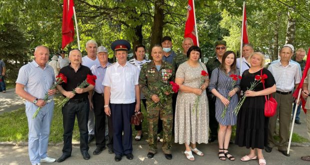 В День памяти и скорби Татарская автономия Пензенской области присоединилась к возложению цветов