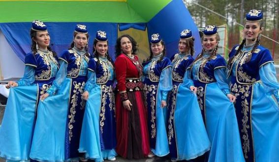 В Ноябрьске прошёл традиционный праздник «Сабантуй»