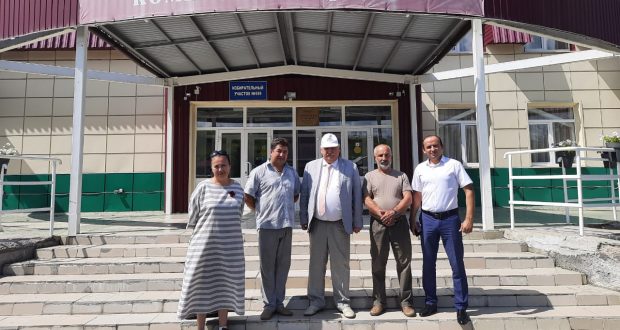 Татарские краеведы посетили музей истории села Аракаево на Среднем Урале