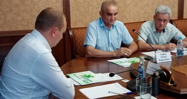 Ulyanovsk Mayor Dmitry Vavilin met with  leaders of the city’s national-cultural autonomies and organizations.