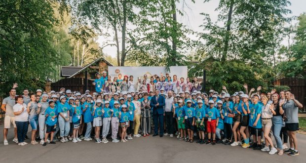 A specialized language session   “Gulstan” was organized for Tatar children from different regions of Russia