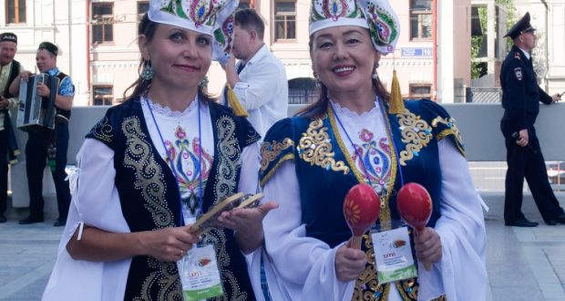 Weekend in national costumes: how Kazan hosted the Milli Kiem festival