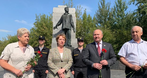 В Москве почтили память одиннадцати советских патриотов