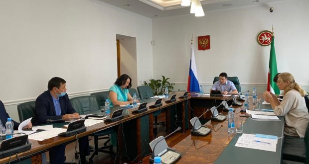 В Министерстве культуры РТ прошло совещание по вопросу организации конкурса лучших литературных произведений для детей на татарском языке