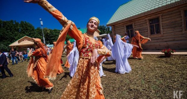 Battle of young designers in Kazan: festival participants will have only three days to create  ethnic-style costume