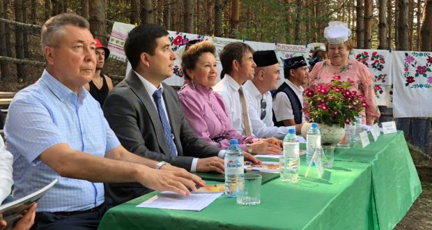 Данис Шакиров принял участие в фестивале “Җырлыйк әле!” в Туймазинском районе Республики Башкортостан
