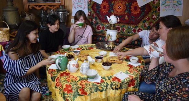 «Чайные встречи для молодежи «Сибирская чайхана»