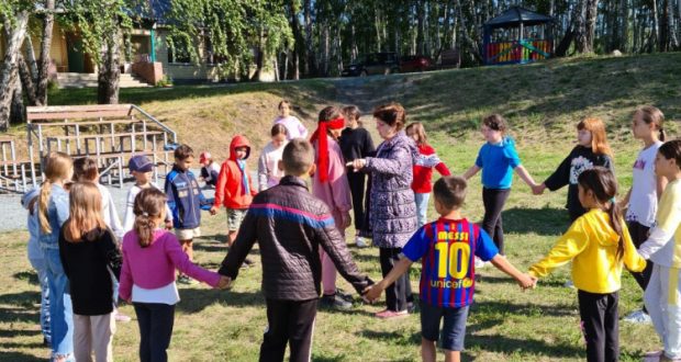 Pupils of the children’s camp “Yoldyzlyk” spend their school holidays with benefit