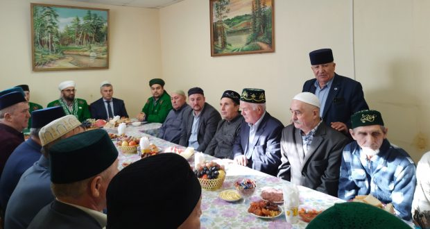 Ульяновскиның Ислам мәдәният үзәгендә корбан мәҗлесе узды