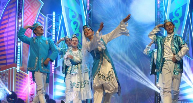The first zonal stage of the festival “Our Time – Beznen Zaman” has gathered 300 participants
